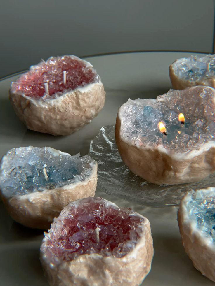 Handmade Amethyst Crystal Scented Candle – Natural Geode Home Decor - Image 2